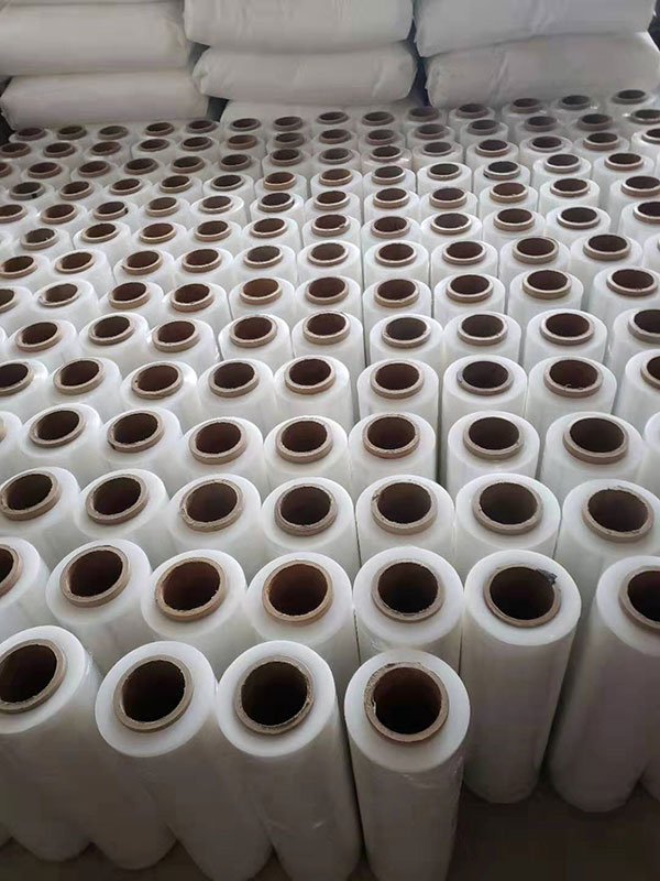 PE����Ĥ�ļҺ�